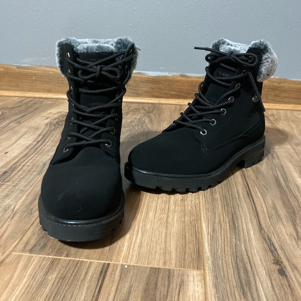 Women’s New Lugz Boots